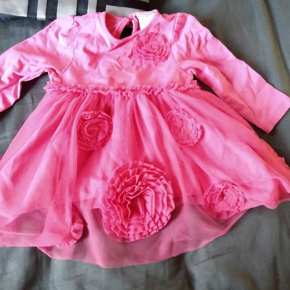 Dress - Picture 1 of 3